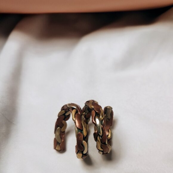 Tibetan Twisted Tri-Metal Healing Ring - Picture 4 of 5